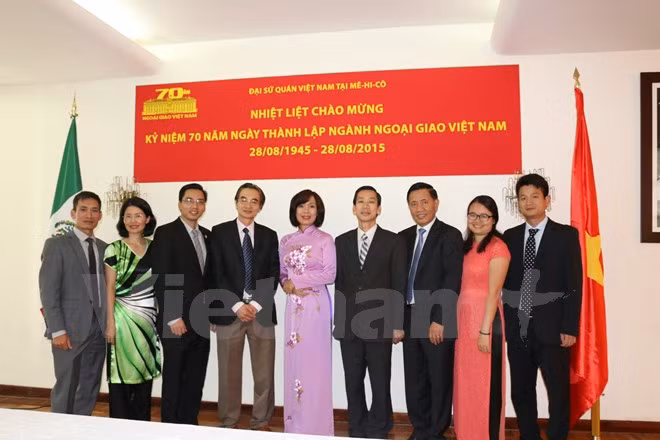  Conmemoran 70 años de diplomacia vietnamita en México ảnh 1