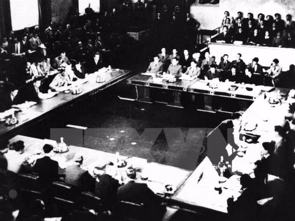 Diplomacia vietnamita: 70 años de acompañar a la revolución del pueblo ảnh 2