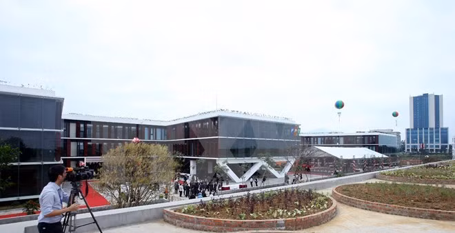 Convocan inversiones para parque de alta tecnología de Hanoi ảnh 1