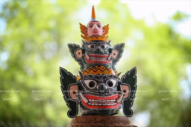 Empeñado khmer en conservar valor de misteriosas máscaras ảnh 15