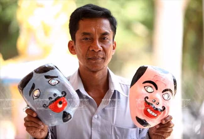 Empeñado khmer en conservar valor de misteriosas máscaras ảnh 6