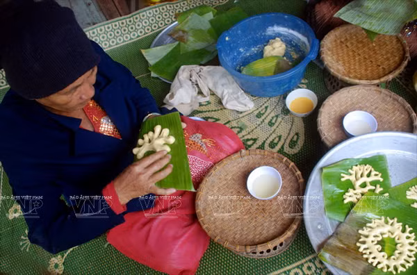 Pastel de jengibre, ofrenda indispensable de los Cham a los antepasados ảnh 2