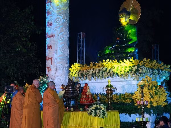 Exponen en Vietnam estatua de Buda más grande del mundo ảnh 1