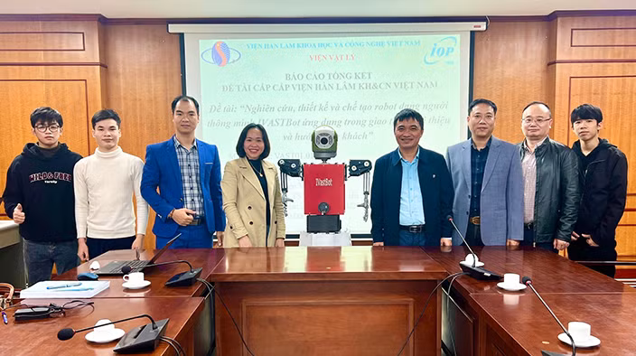 Presentan robot humanoide inteligente “hecho en Vietnam” ảnh 1 Presentan robot humanoide inteligente “hecho en Vietnam” ảnh 1