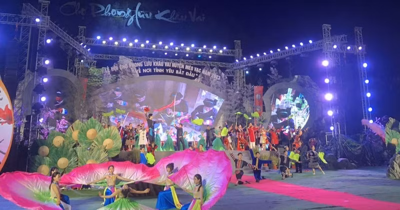 Inauguran Festival del Mercado del Amor de Khau Vai ảnh 1