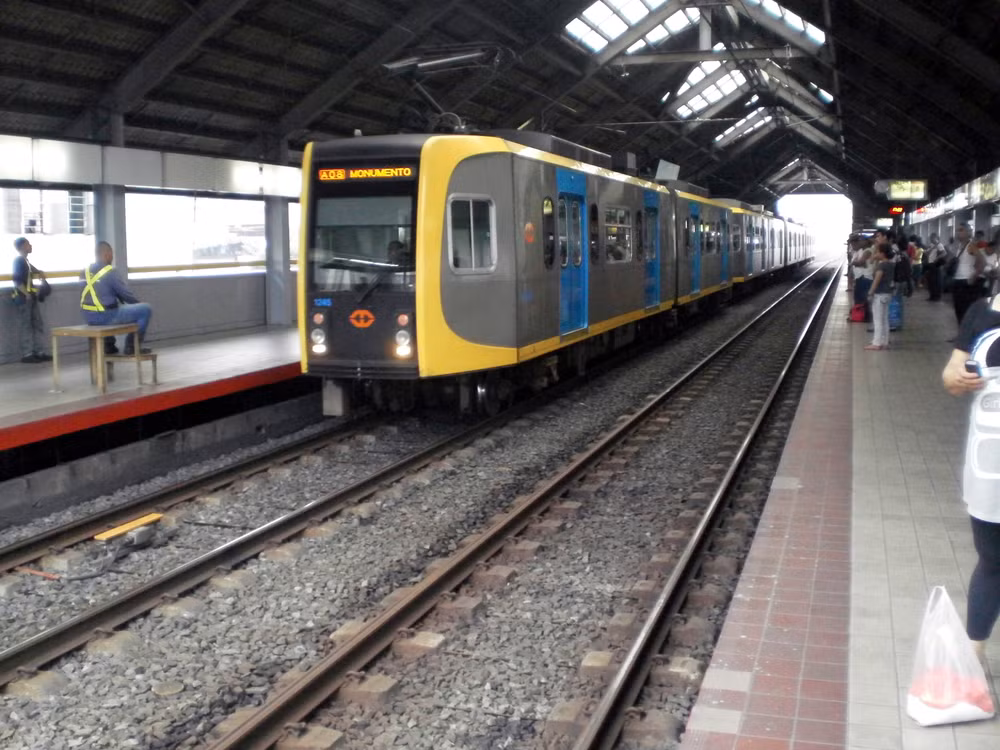 Acelera Filipinas expansión de su sistema ferroviario ảnh 1