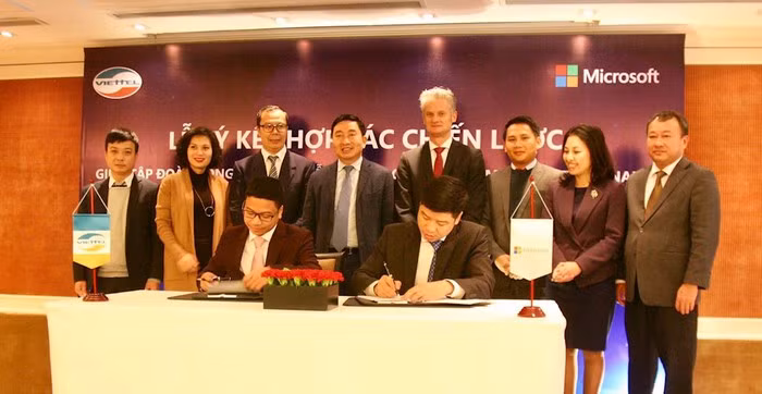 Entablan cooperación entre compañías Viettel de Vietnam y Microsoft de EE.UU. ảnh 1