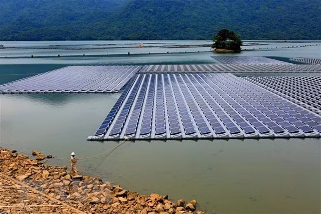 Instalarán paneles solares en provincia vietnamita de Quang Ninh ảnh 1