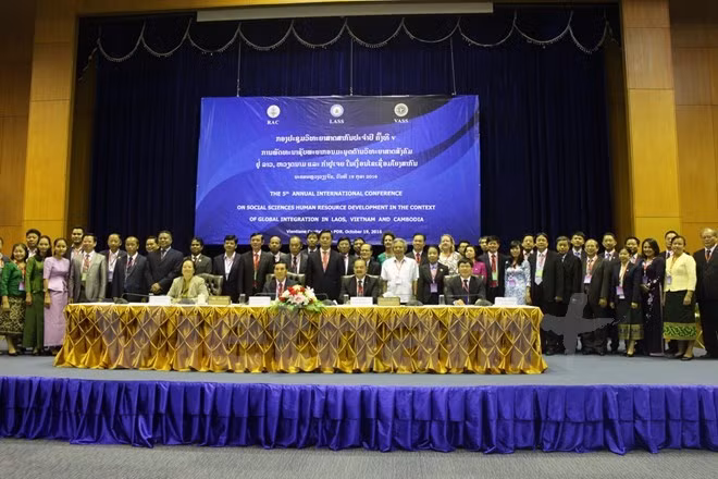 Vietnam, Laos y Camboya buscan desarrollar personal en ciencias sociales ảnh 1 Vietnam, Laos y Camboya buscan desarrollar personal en ciencias sociales ảnh 1