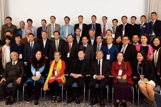Vietnam promueve comercio e inversión en Alemania ảnh 1 Vietnam promueve comercio e inversión en Alemania ảnh 1