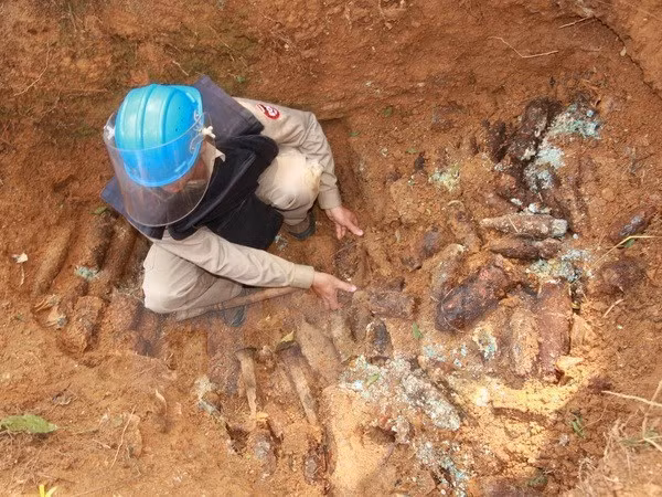 Inauguran Centro de acción contra bombas en Vietnam ảnh 1 Inauguran Centro de acción contra bombas en Vietnam ảnh 1