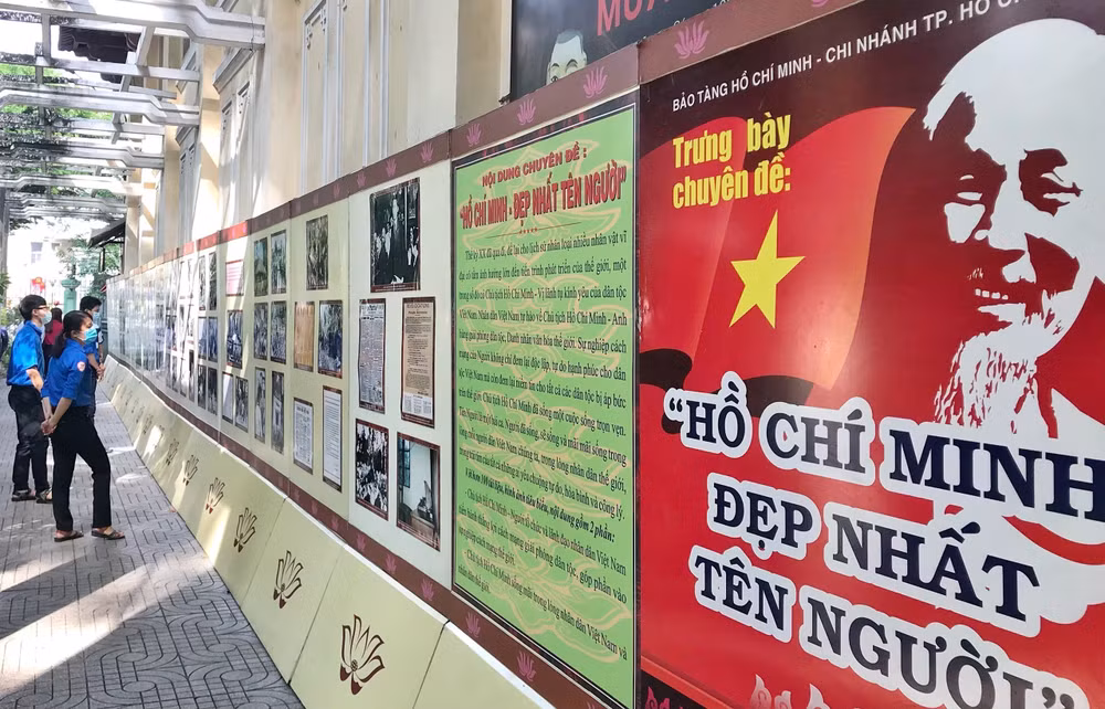 Efectúan exposición fotográfica con motivo del natalicio del Tío Ho ảnh 2