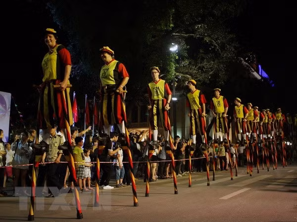 Participará grupo artístico bélgico en Festival Hue 2022 en Vietnam ảnh 1