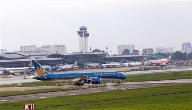 Tasa de puntualidad de vuelos en Vietnam se mantiene elevada ảnh 1