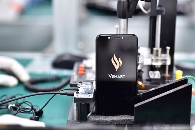 Vingroup detendrá producción de teléfonos inteligentes y televisores ảnh 1
