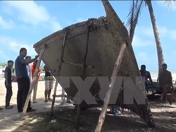 Pieza de metal encontrada en Tailandia no pertenece al vuelo MH370, confirma Malasia ảnh 1