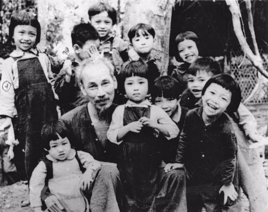 Ideología del Presidente Ho Chi Minh, brújula para organizaciones sindicales de Vietnam ảnh 1