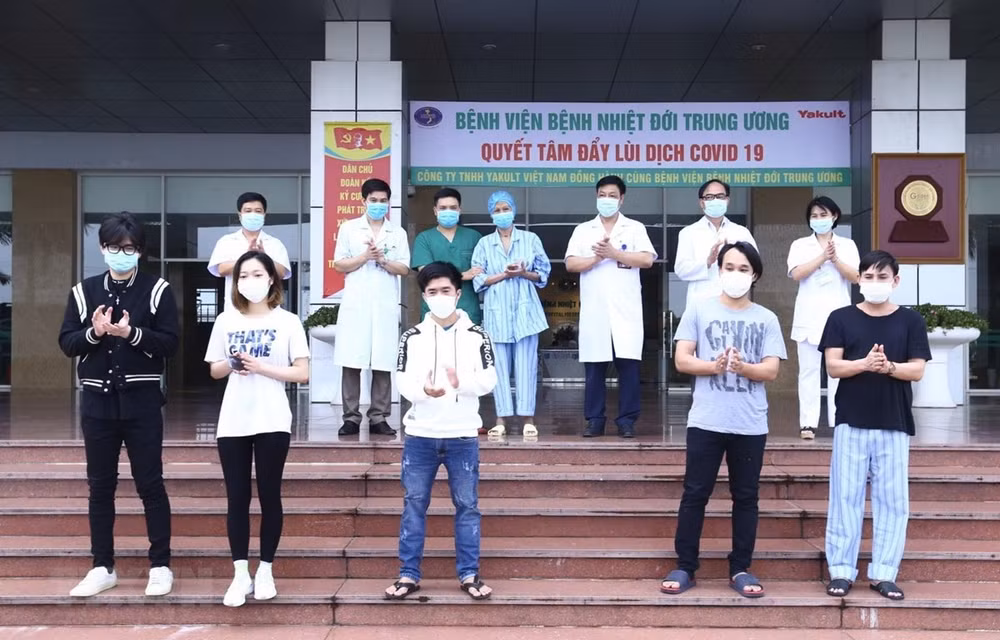 Califica alianza para vacunación a Vietnam como ejemplo a seguir en lucha contra COVID-19 ảnh 1
