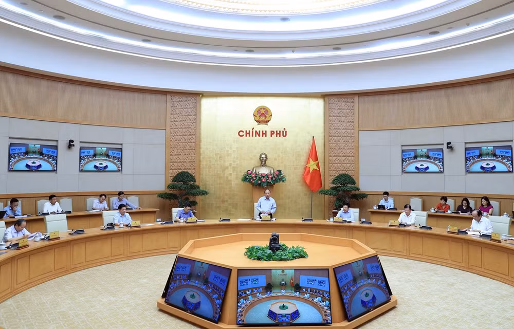 Premier de Vietnam exige perfeccionar planificación de zonas económicas clave ảnh 1