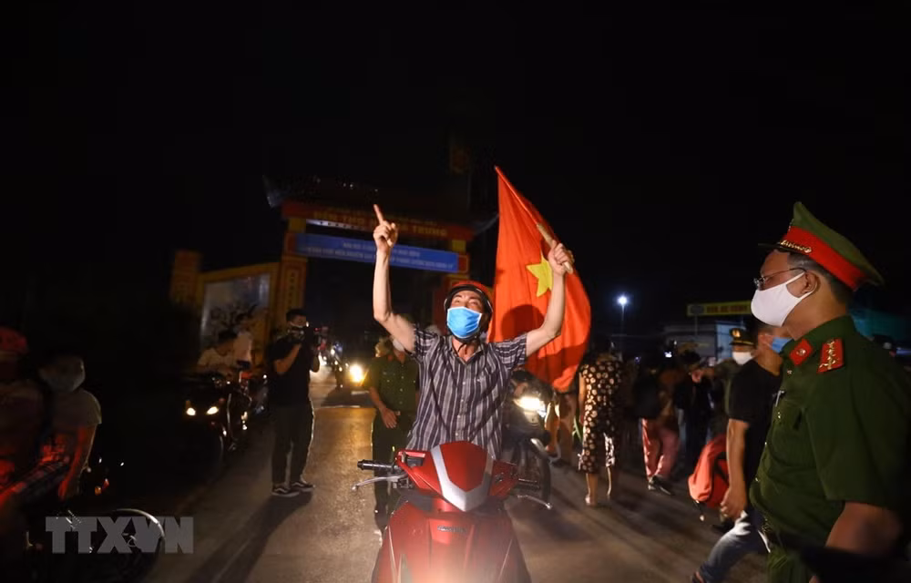 Día 20 sin nueva infección comunitaria en Vietnam: Con evolución favorable pacientes graves ảnh 1