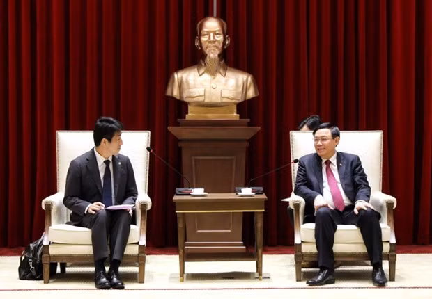 Recibe dirigente de Hanoi a director general de AEONMALL Vietnam ảnh 1