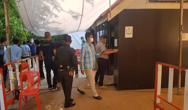 Tailandia reabre puerta fronteriza con Camboya para apoyo sanitario de emergencia ảnh 1