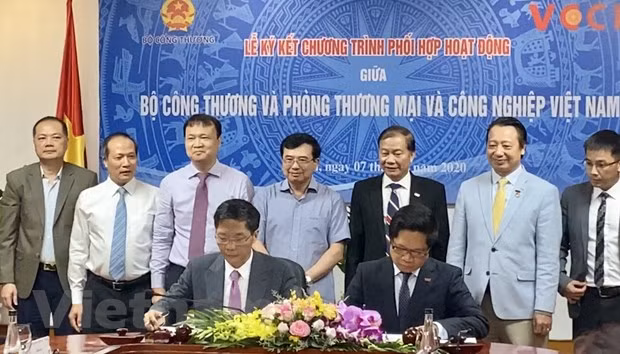 Ayudarán a empresas vietnamitas a superar desafíos del Covid-19 ảnh 1
