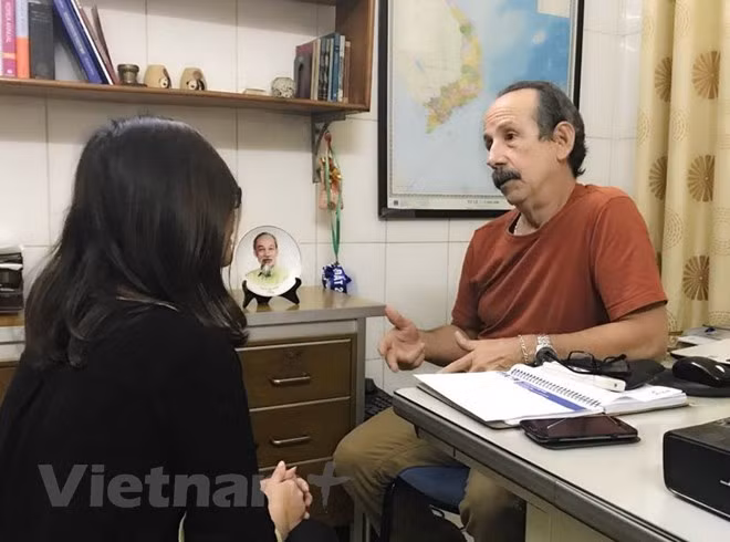 Consolidación de las filas del Partido Comunista de Vietnam en mirada de amigos internacionales ảnh 5 Consolidación de las filas del Partido Comunista de Vietnam en mirada de amigos internacionales ảnh 5