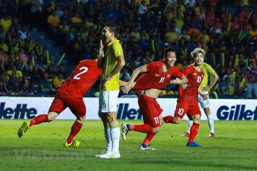 [Foto] Vietnam vence 1-0 a Tailandia en la Copa del Rey ảnh 1