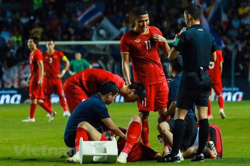 [Foto] Vietnam vence 1-0 a Tailandia en la Copa del Rey ảnh 5