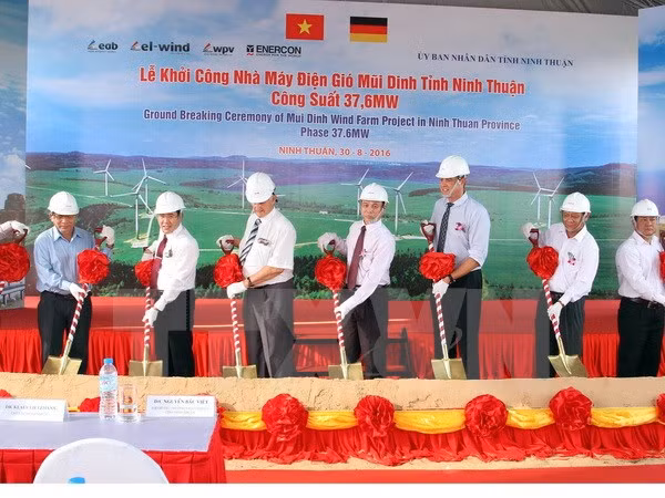 Inician construcción de planta eólica en provincia de Vietnam ảnh 1 Inician construcción de planta eólica en provincia de Vietnam ảnh 1