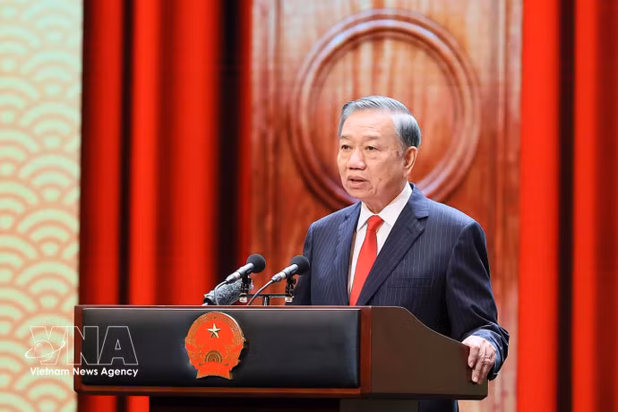 El secretario general del Partido Comunista y presidente de Vietnam, To Lam, pronuncia un discurso en el evento. Foto: VNA