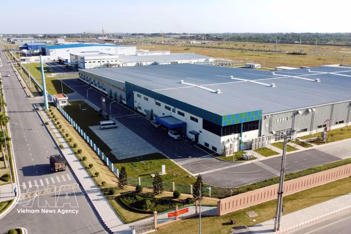 Vietnam 50,36 mil millones de dólares de inversión extranjera directa en los primeros nueve meses de 2026. Foto: VNA
