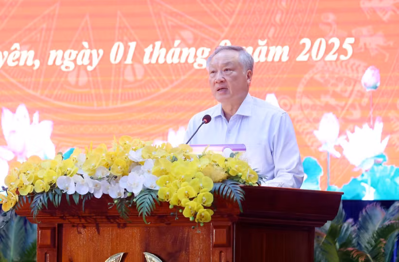El viceprimer ministro permanente de Vietnam, Nguyen Hoa Binh, pronuncia un discurso en la ceremonia. (Fuente: VNA)