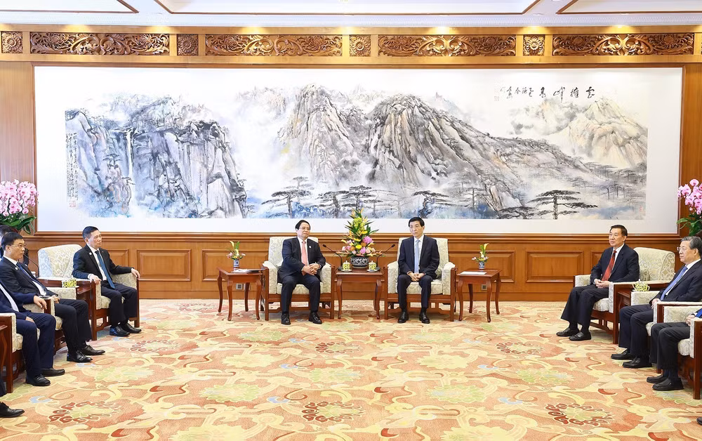 vuong-ho.jpg
