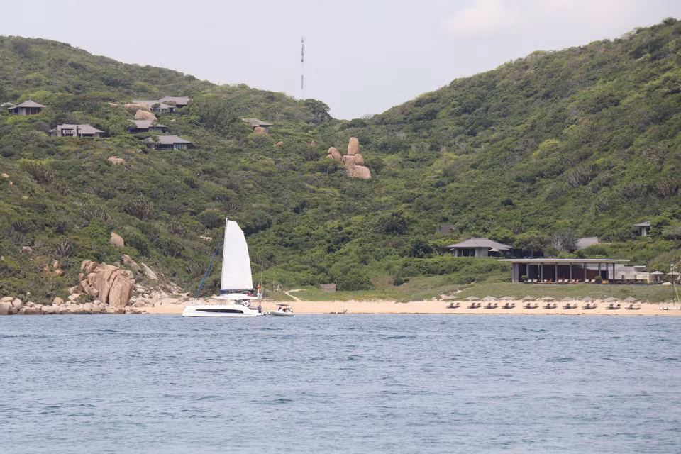Un rincón de la bahía de Vinh Hy, ubicada en la comuna de Vinh Hai, provincia de Khanh Hoa. (Foto: VNA)