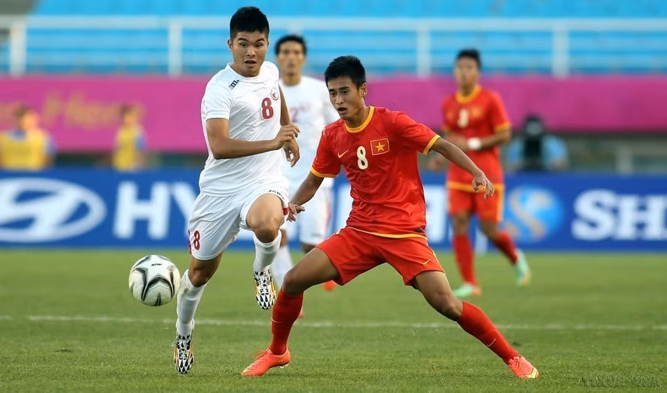 El 22 de septiembre de 2014, en el estadio Ansan Wa, Kieng Kito, Corea del Sur, la selección sub-23 de Vietnam se enfrentó a la selección sub-23 de Kirguistán en el marco de la 17ª edición de la ASIAD. (Foto: VNA)