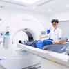 El sistema de imágenes UCT 960 con tecnología de IA se ha implementado en el Hospital General Internacional de Hai Phong. Foto: VNA