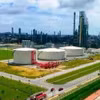 Una parte de la refinería y planta petroquímica de Nghi Son en la provincia de Thanh Hoa. (Foto: nhandan.vn)