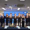 El viceprimer ministro Ho Quoc Dung visita la oficina del FPT Korea (Fuente: VNA)
