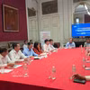 En la reunión entre la delegación de Phu Tho y representantes de ViLab (Fuente: VNA)