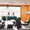 El subdirector del Departamento de Desarrollo de Mercados Extranjeros y Comercio Multilateral, Ngo Chung Khanh, habla en la cita (Fuente: Ministerio de Industria y Comercio de Vietnam)