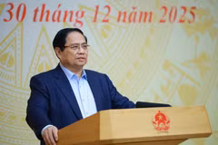 El primer ministro de Vietnam, Pham Minh Chinh, presidió hoy la conferencia de balance preliminar de la Campaña Quang Trung. (Foto: VNA)