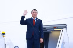 El primer ministro de Vietnam, Le Minh Hung, concluye su participación en la Cumbre Conmemorativa por el 35.º aniversario de las relaciones ASEAN-Rusia. (Foto: VNA)
