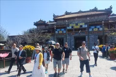 Turistas extranjeros en Vietnam. (Foto: VNA)