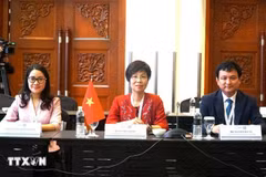 La delegación de la VNA, encabezada por la directora general Vu Viet Trang, en la reunión del Comité Ejecutivo de la OANA en Malasia. (Foto: VNA)