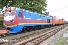 Un tren de carga del ferrocarril de enlace que conecta con China. (Foto: Vietnam+)