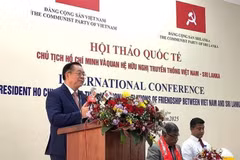 El jefe de la Comisión de Propaganda, Educación y Movilización de Masas del Partido Comunista de Vietnam, Nguyen Trong Nghia, habla en el seminario. (Foto; VNA)