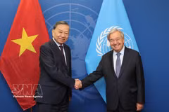el secretario general del Comité Central del Partido Comunista y presidente de Vietnam, To Lam, se reúne con el secretario general de esta mayor organización mundial, António Guterres. Foto: VNA