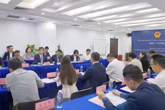 Escena de la discusión. (Fuente: Consulado General de Vietnam en Cantón)